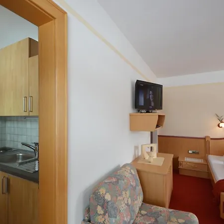 Apartment Für 4 Personen *